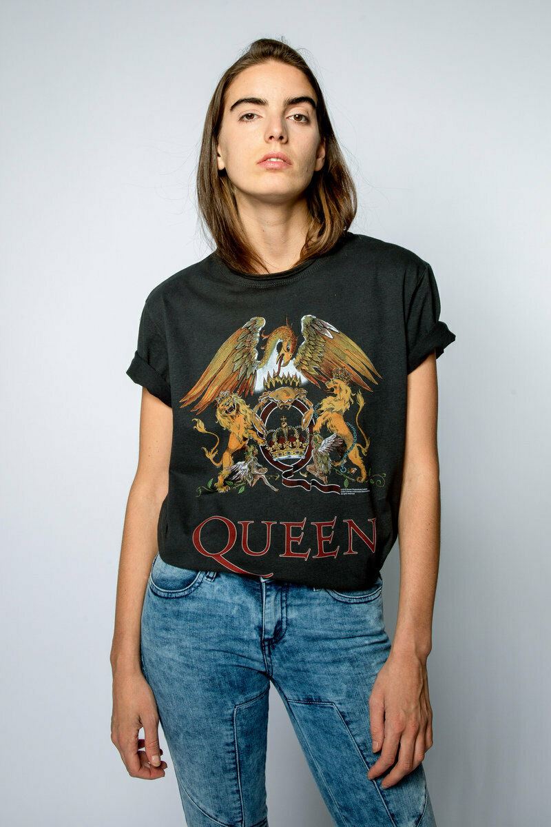 Amplified Queen Royal Crest T-shirt - Merch Rocks